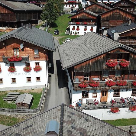 Weberstube Weberhaus Zollhaus Zollstoeckl Apartment Obertilliach Bagian luar foto