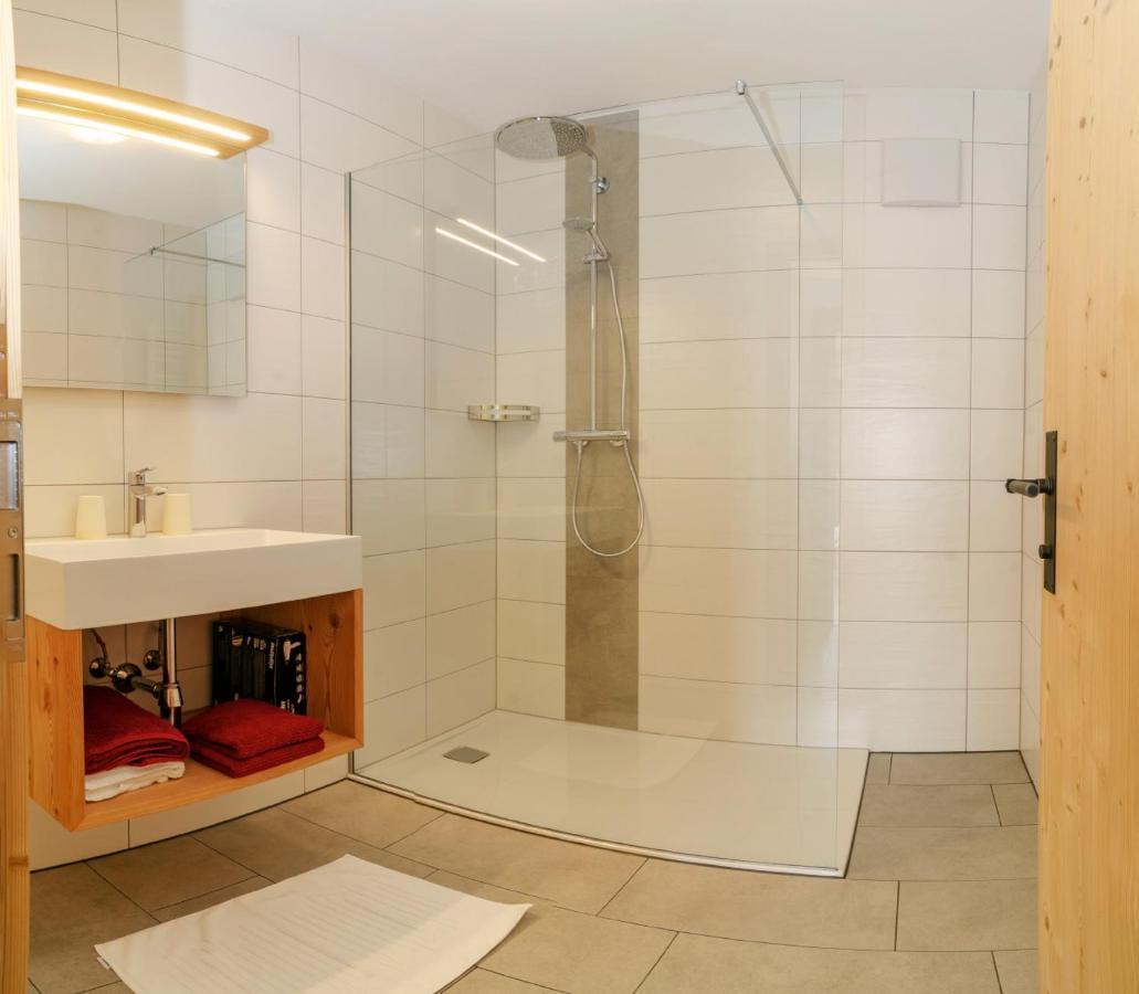 Weberstube Weberhaus Zollhaus Zollstoeckl Apartment Obertilliach Bagian luar foto